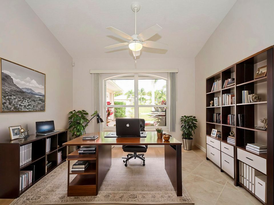 待售: $550,000 (3 贝兹, 2 浴室, 1836 平方英尺)