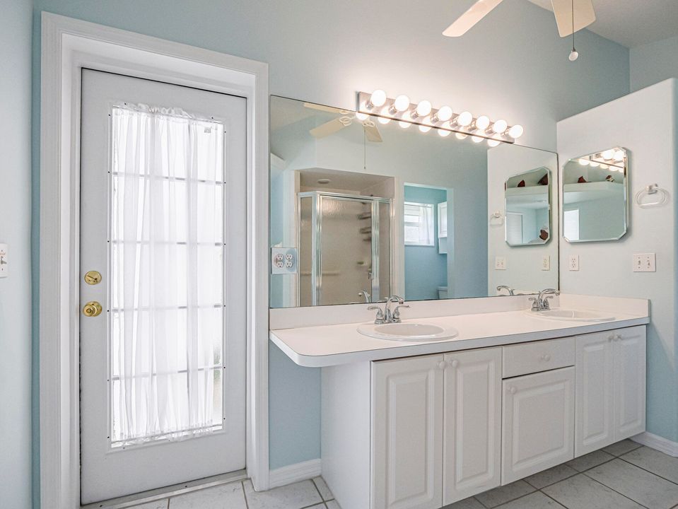 待售: $550,000 (3 贝兹, 2 浴室, 1836 平方英尺)