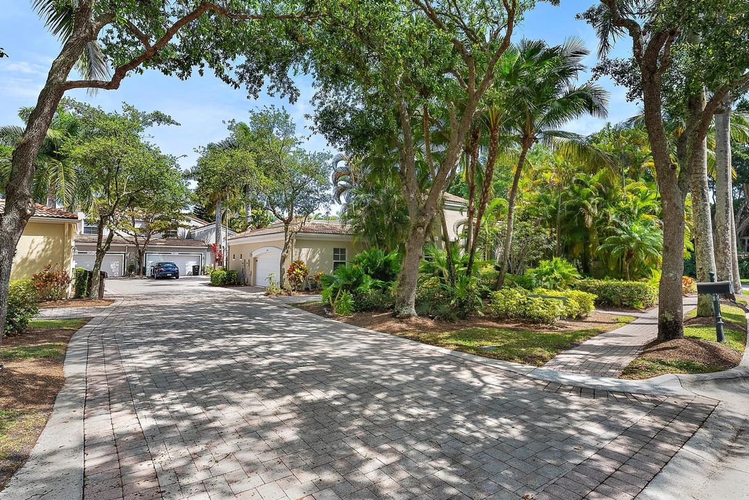 Active With Contract: $4,500 (2 beds, 2 baths, 1548 Square Feet)