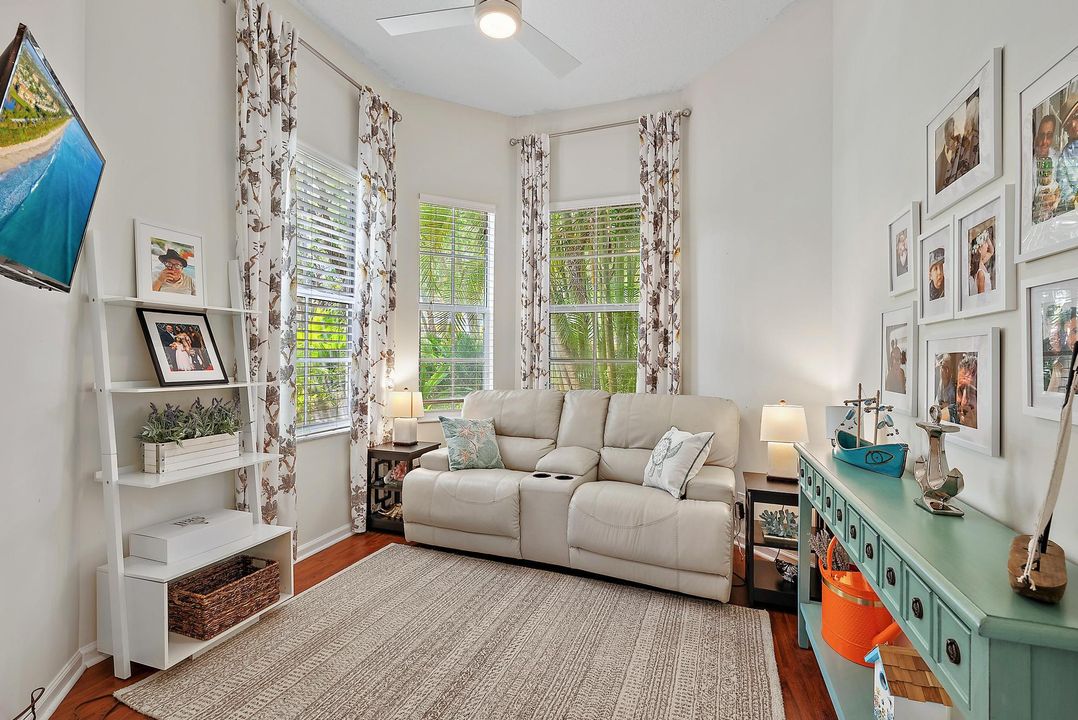 Active With Contract: $4,500 (2 beds, 2 baths, 1548 Square Feet)