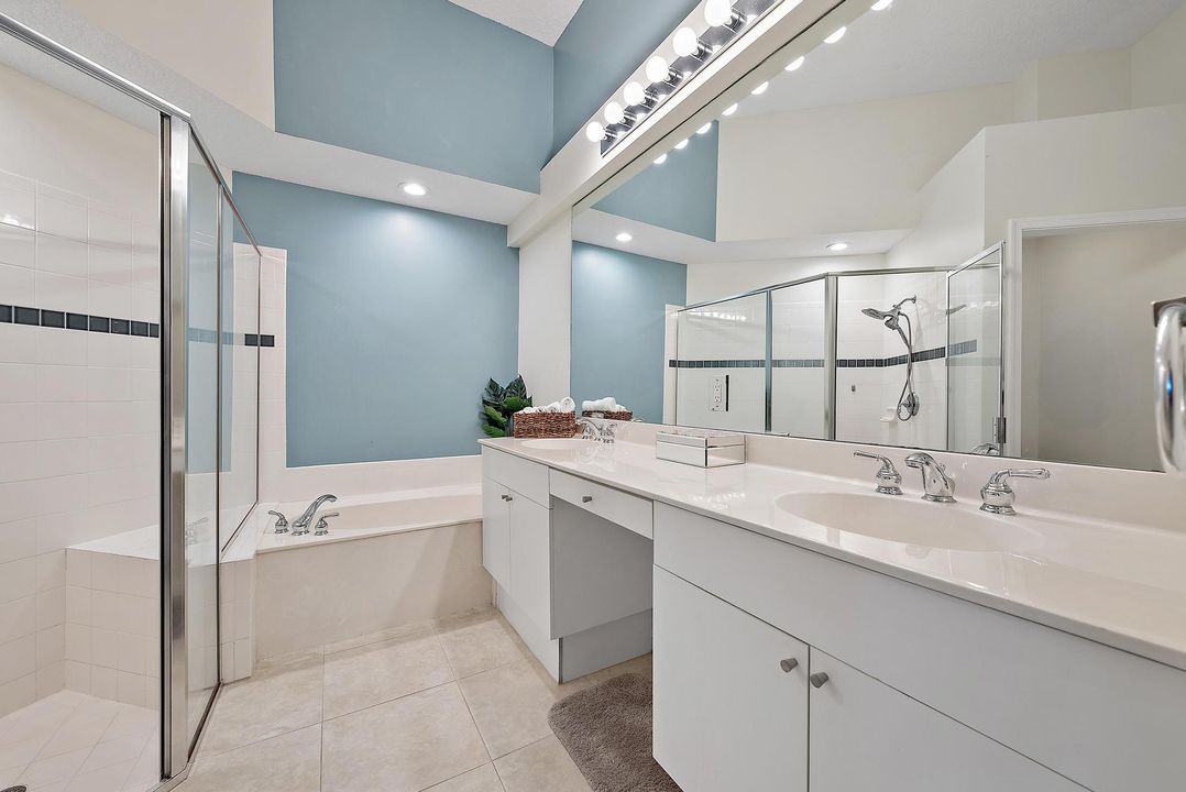 Active With Contract: $4,500 (2 beds, 2 baths, 1548 Square Feet)