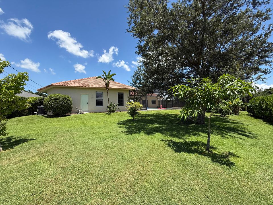 出租: $4,750 (5 贝兹, 3 浴室, 2924 平方英尺)