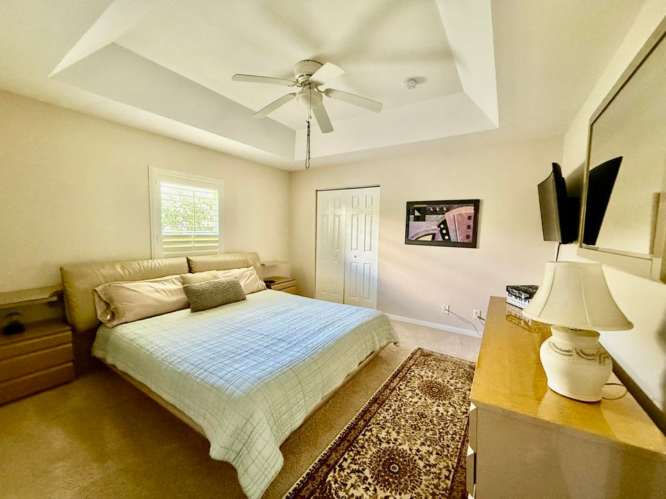 出租: $4,750 (5 贝兹, 3 浴室, 2924 平方英尺)