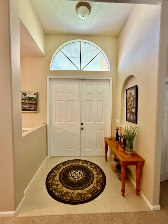 出租: $4,750 (5 贝兹, 3 浴室, 2924 平方英尺)