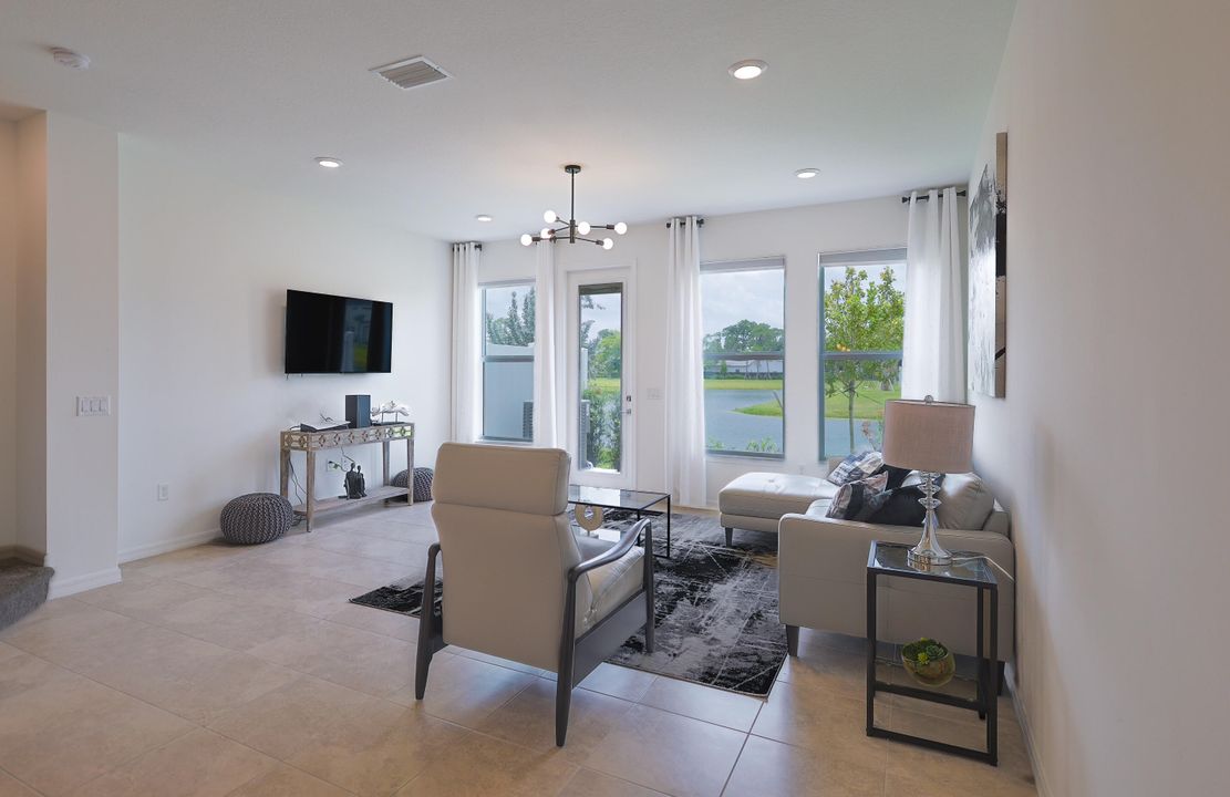 En Venta: $449,900 (3 camas, 2 baños, 1644 Pies cuadrados)