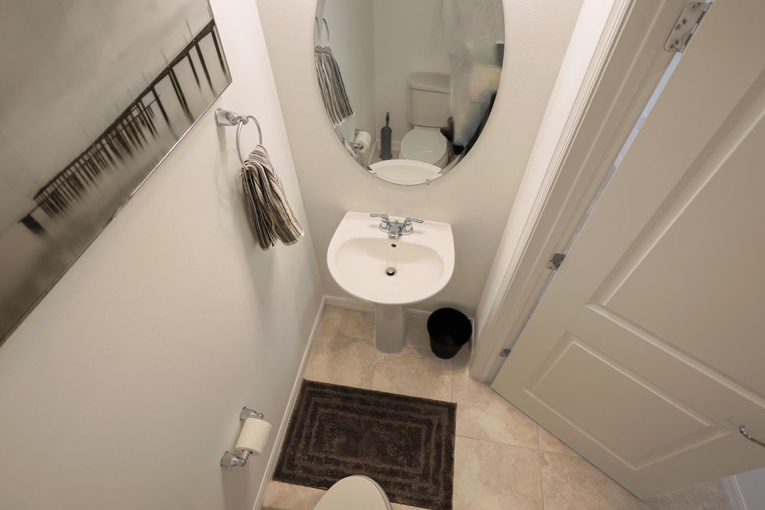 En Venta: $449,900 (3 camas, 2 baños, 1644 Pies cuadrados)