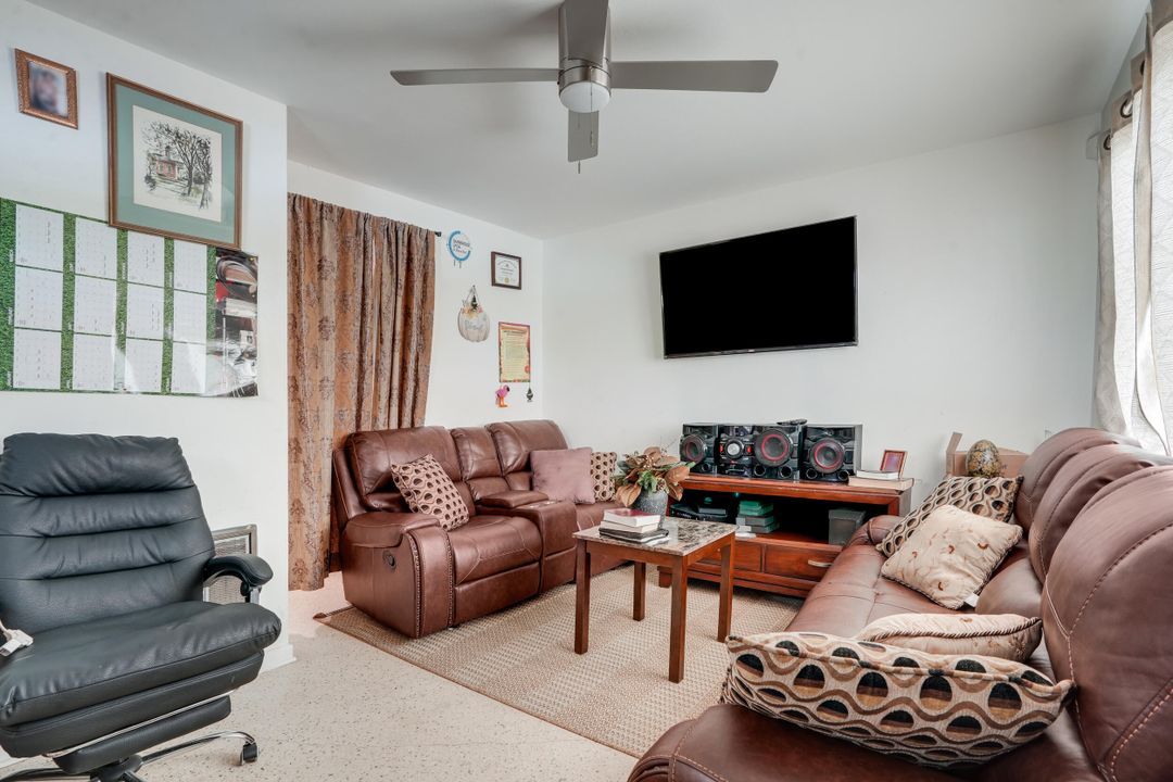 For Sale: $1,000,000 (0 beds, 0 baths, 2516 Square Feet)