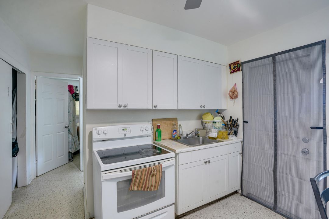 For Sale: $1,000,000 (0 beds, 0 baths, 2516 Square Feet)