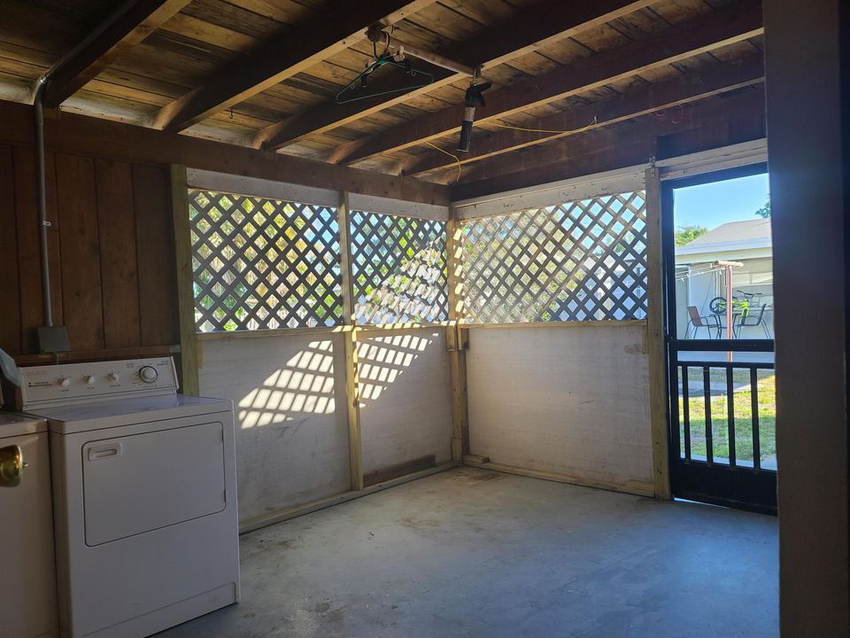 For Sale: $1,000,000 (0 beds, 0 baths, 2516 Square Feet)