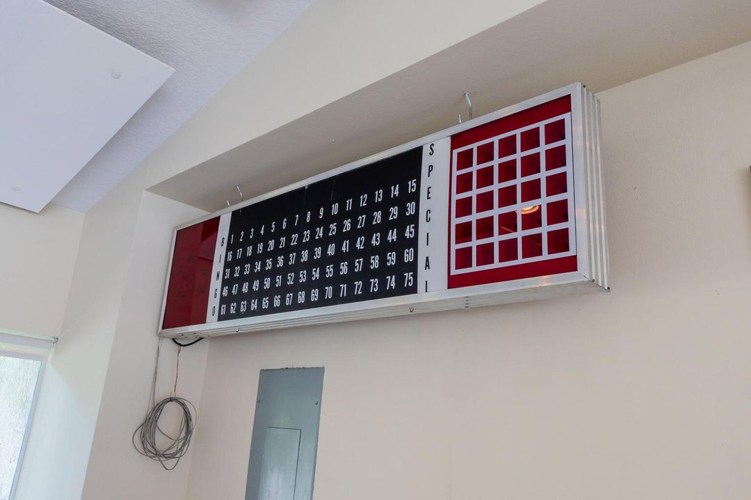 Activo con contrato: $139,900 (2 camas, 2 baños, 858 Pies cuadrados)