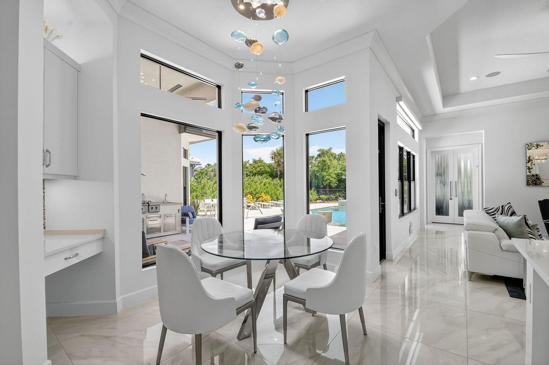 На продажу: $2,979,900 (4 спален, 4 ванн, 3277 Квадратных фут)