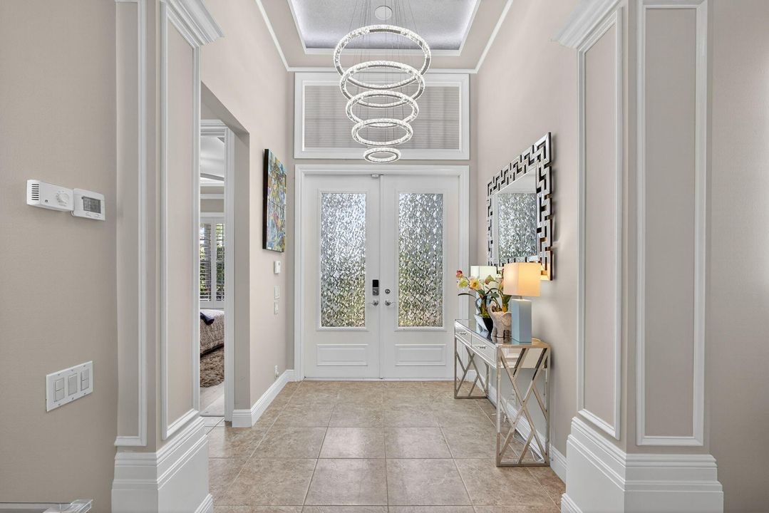 For Sale: $515,000 (2 beds, 2 baths, 2085 Square Feet)