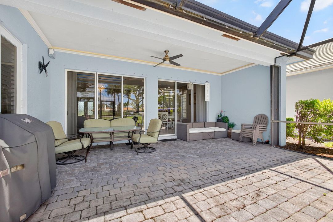 For Sale: $515,000 (2 beds, 2 baths, 2085 Square Feet)