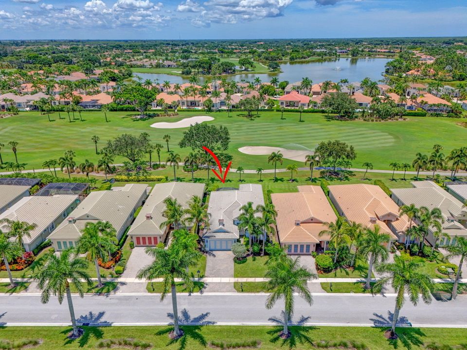 For Sale: $515,000 (2 beds, 2 baths, 2085 Square Feet)