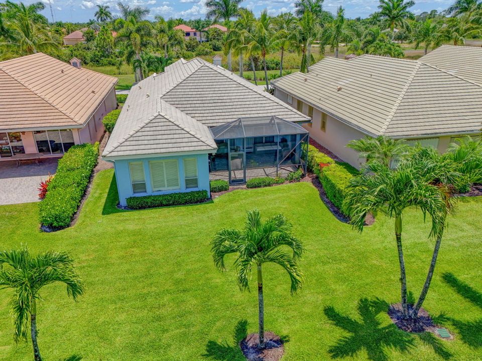 For Sale: $515,000 (2 beds, 2 baths, 2085 Square Feet)