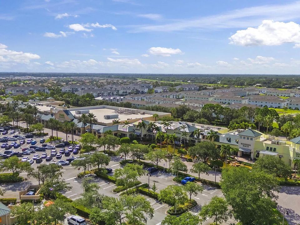 Activo con contrato: $315,000 (3 camas, 2 baños, 1632 Pies cuadrados)