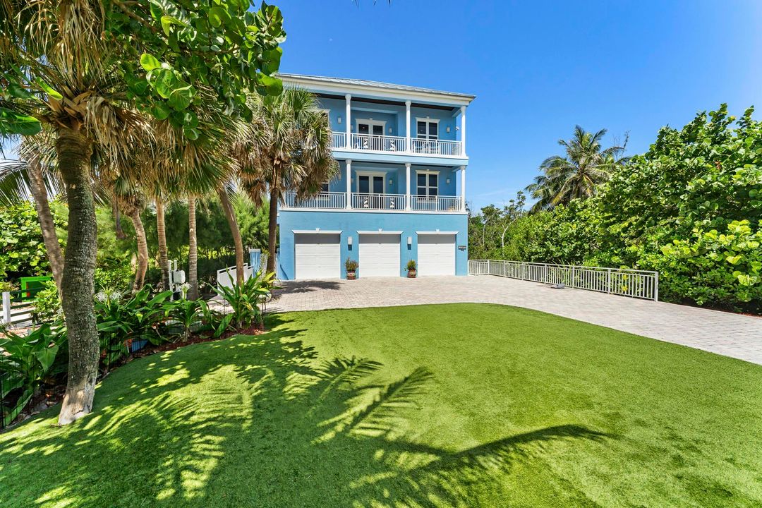 На продажу: $3,700,000 (4 спален, 3 ванн, 3652 Квадратных фут)