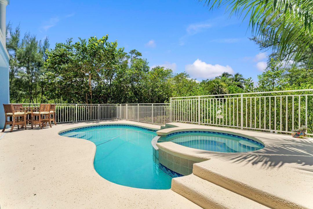 На продажу: $3,700,000 (4 спален, 3 ванн, 3652 Квадратных фут)