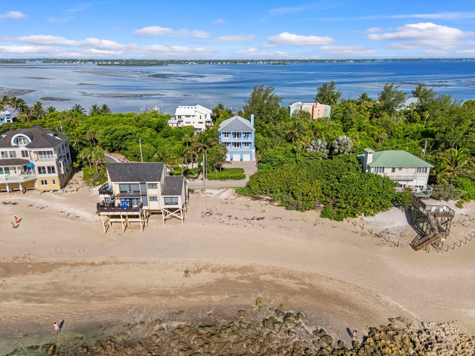 На продажу: $3,700,000 (4 спален, 3 ванн, 3652 Квадратных фут)