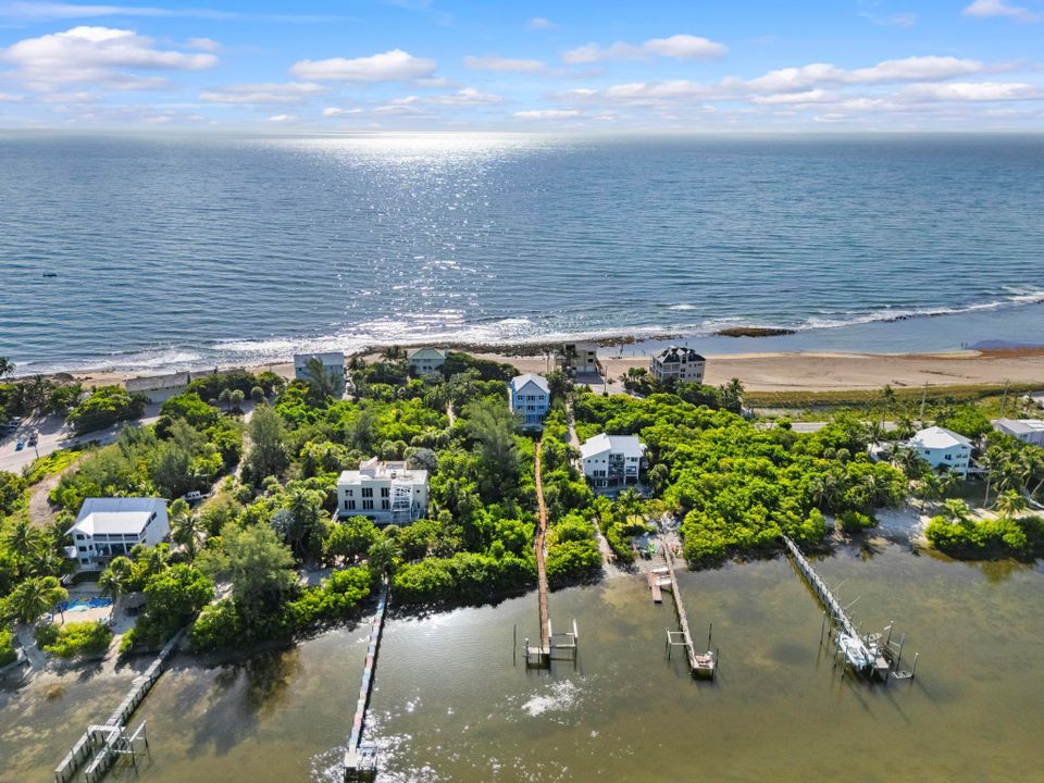 На продажу: $3,700,000 (4 спален, 3 ванн, 3652 Квадратных фут)