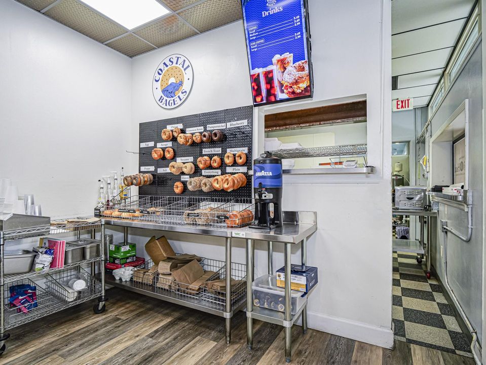 For Sale: $595,000 (0 beds, 0 baths, 1892 Square Feet)