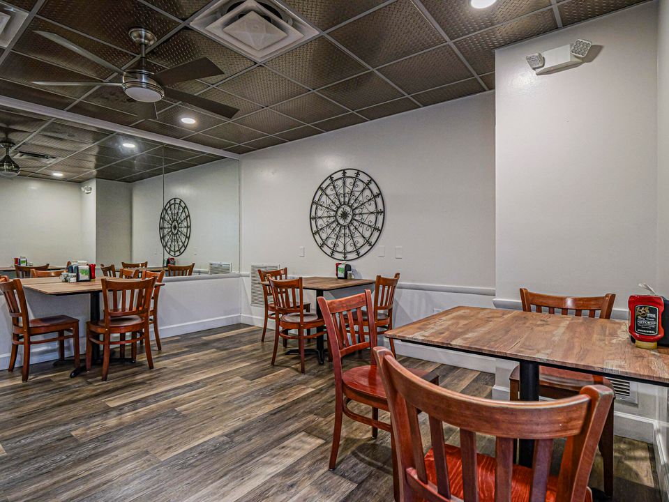 For Sale: $595,000 (0 beds, 0 baths, 1892 Square Feet)