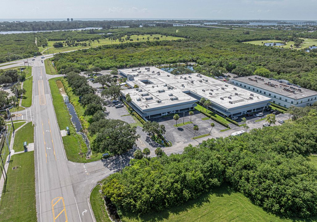 For Sale: $595,000 (0 beds, 0 baths, 1892 Square Feet)