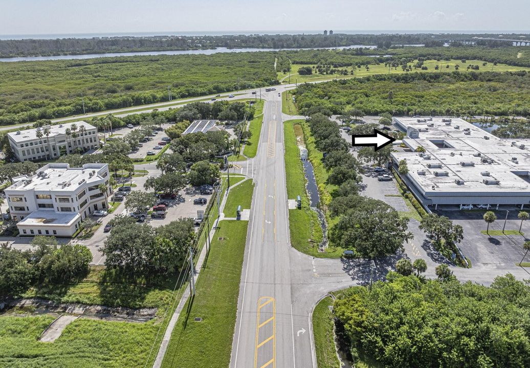 For Sale: $595,000 (0 beds, 0 baths, 1892 Square Feet)