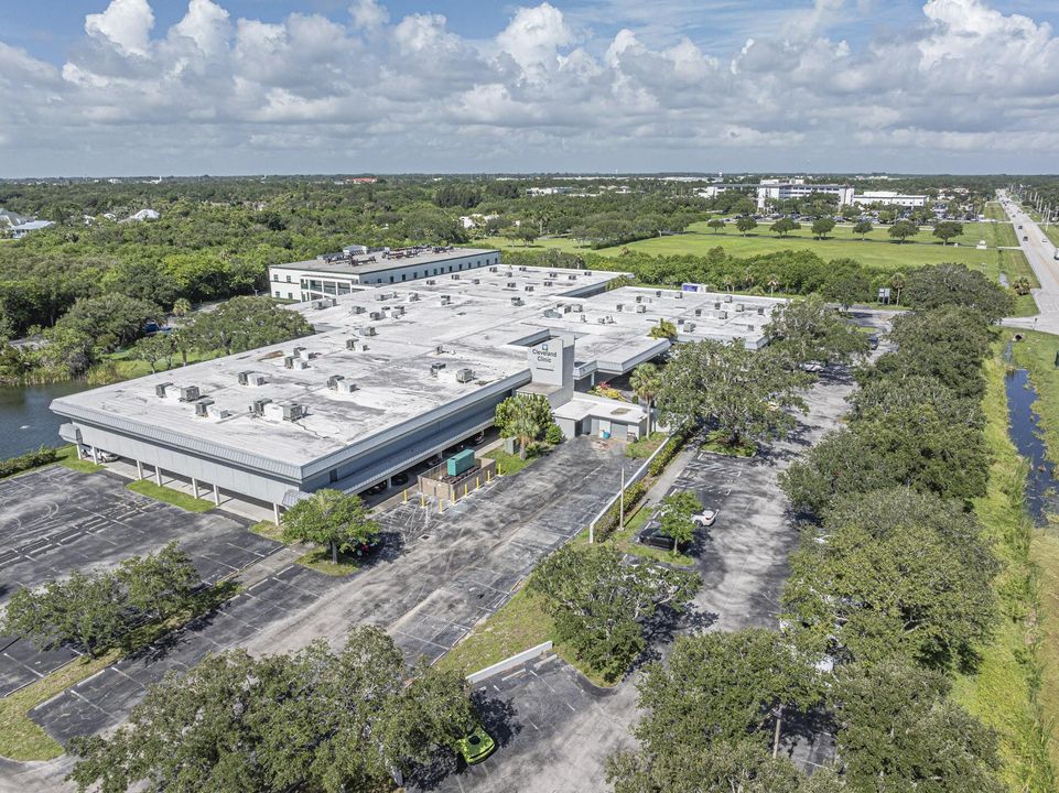 For Sale: $595,000 (0 beds, 0 baths, 1892 Square Feet)