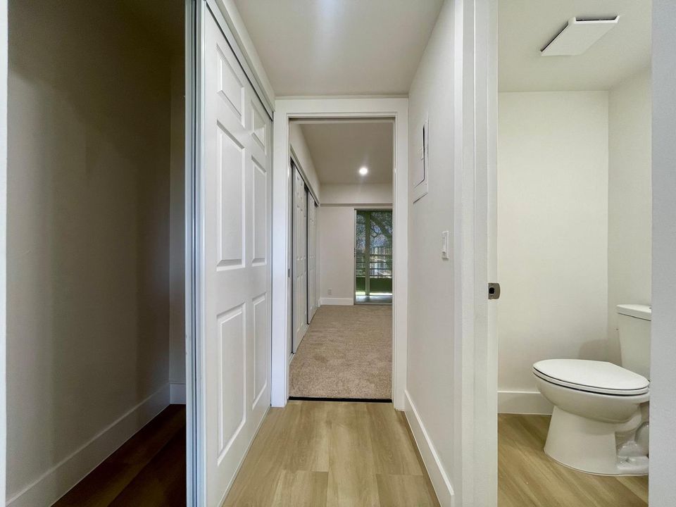 待售: $99,000 (1 贝兹, 1 浴室, 715 平方英尺)