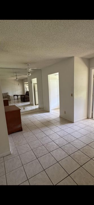 Activo con contrato: $139,900 (2 camas, 2 baños, 858 Pies cuadrados)