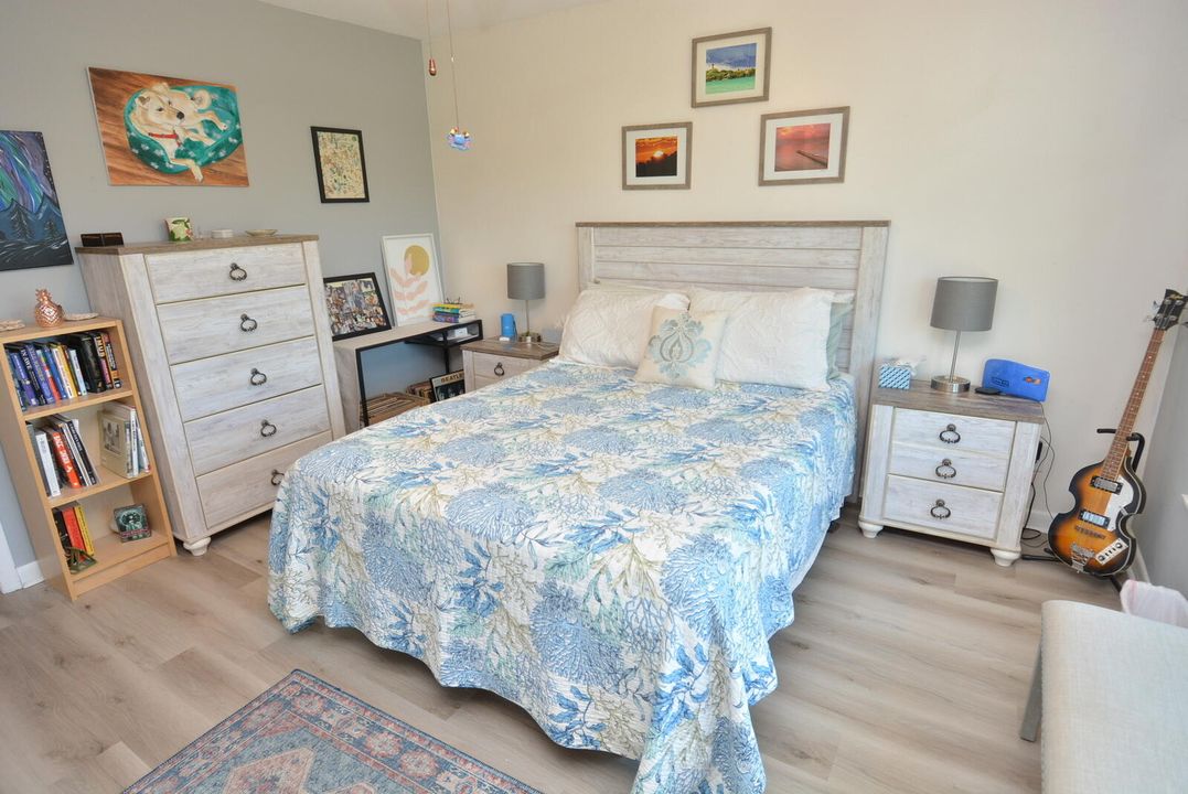 En Venta: $275,000 (2 camas, 2 baños, 1250 Pies cuadrados)