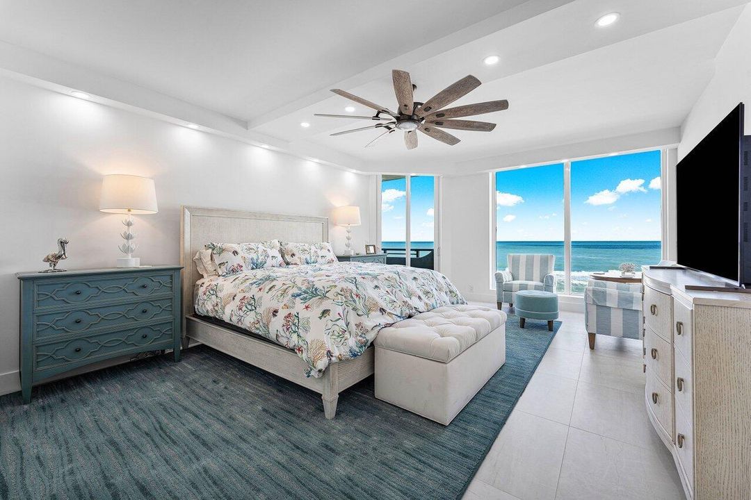 На продажу: $4,395,000 (2 спален, 2 ванн, 2244 Квадратных фут)