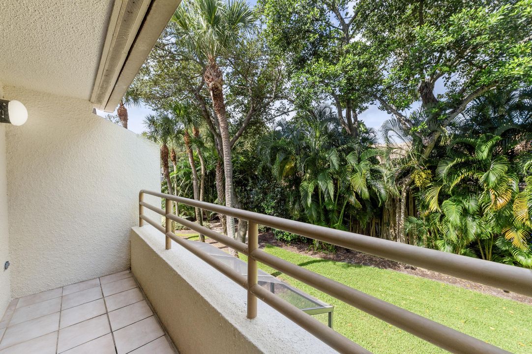 En Venta: $444,000 (2 camas, 2 baños, 1372 Pies cuadrados)