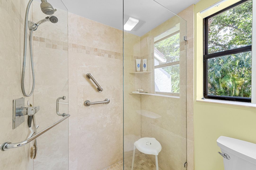 En Venta: $444,000 (2 camas, 2 baños, 1372 Pies cuadrados)