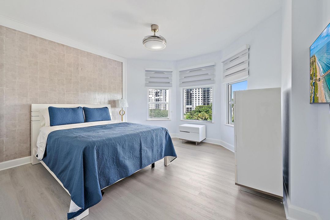 En Renta: $24,000 (4 camas, 4 baños, 4178 Pies cuadrados)