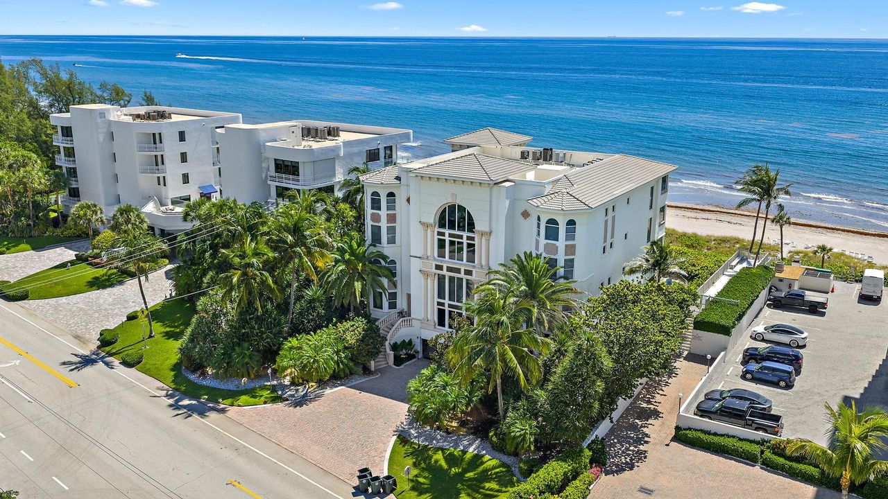 En Renta: $24,000 (4 camas, 4 baños, 4178 Pies cuadrados)