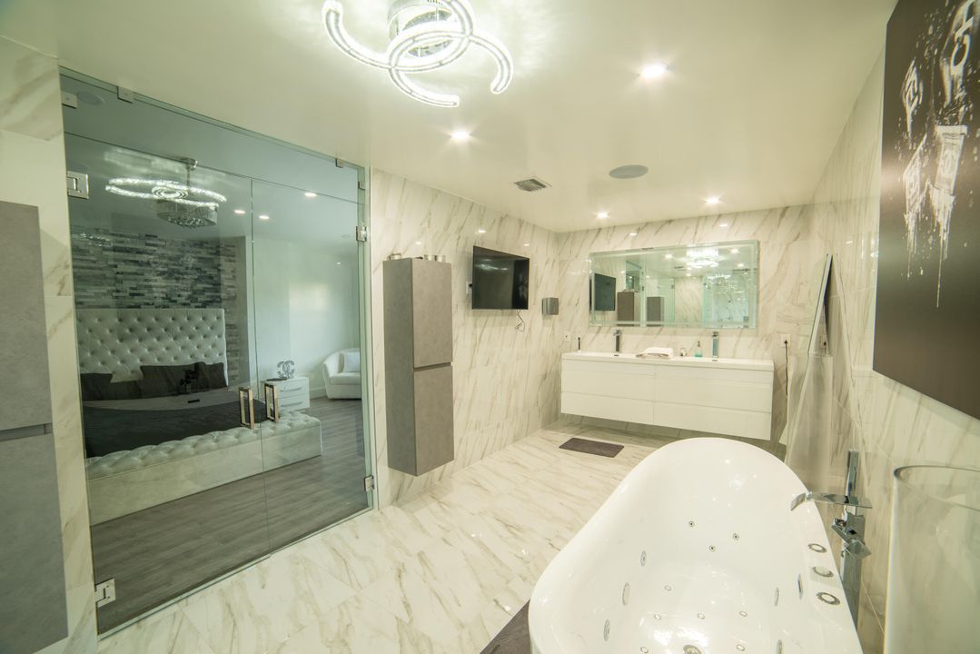 Active With Contract: $5,000 (3 beds, 2 baths, 2608 Square Feet)