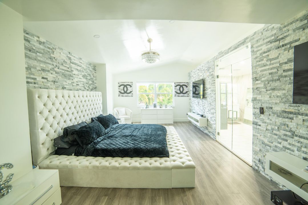 Active With Contract: $5,000 (3 beds, 2 baths, 2608 Square Feet)