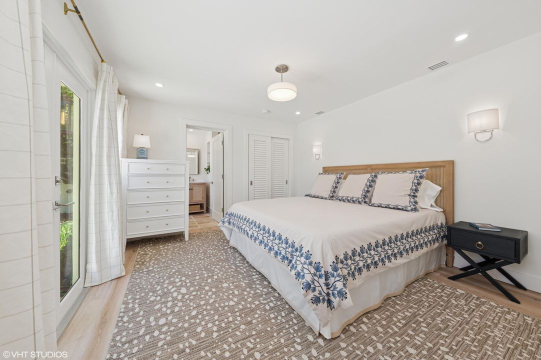 En Venta: $1,375,000 (4 camas, 2 baños, 1844 Pies cuadrados)