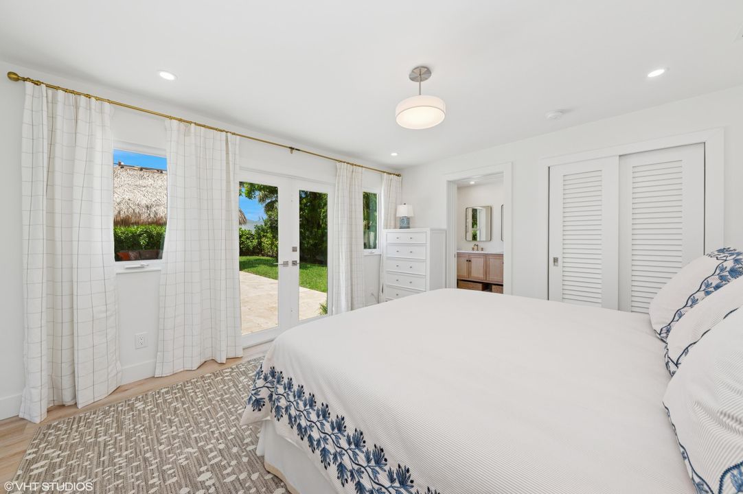 En Venta: $1,375,000 (4 camas, 2 baños, 1844 Pies cuadrados)