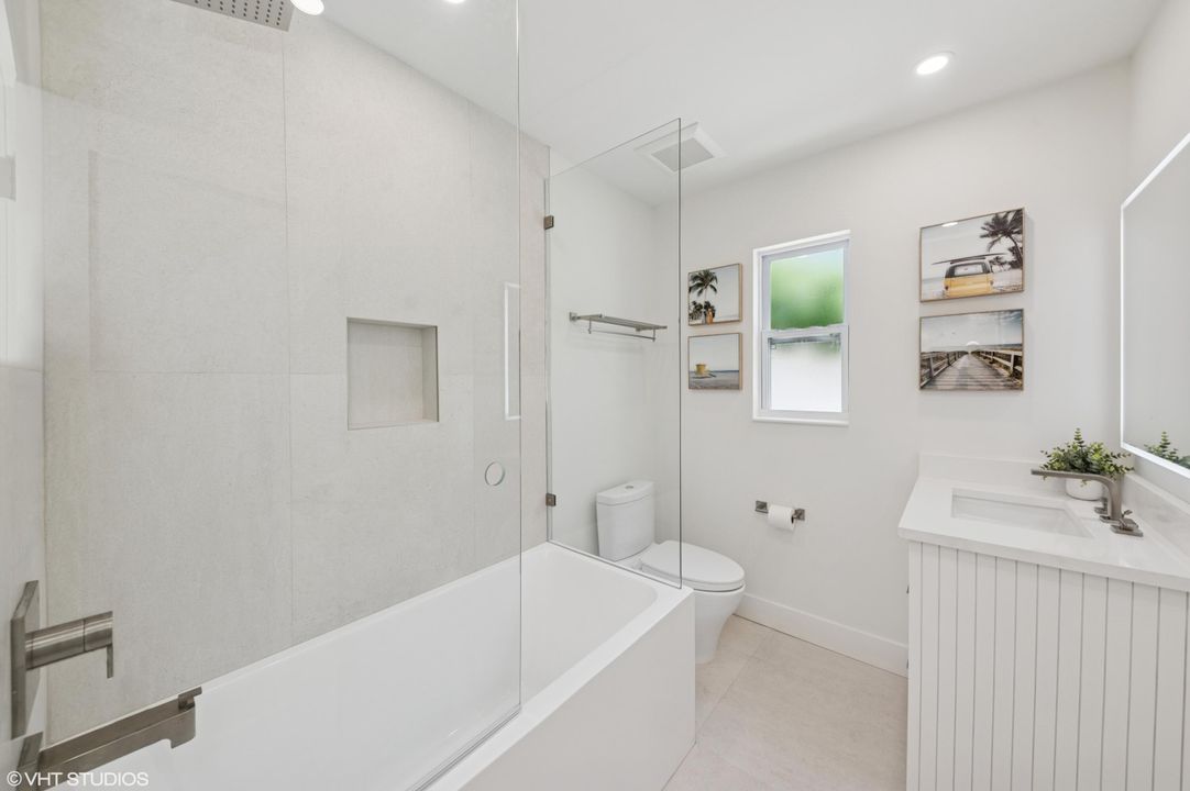 En Venta: $1,375,000 (4 camas, 2 baños, 1844 Pies cuadrados)