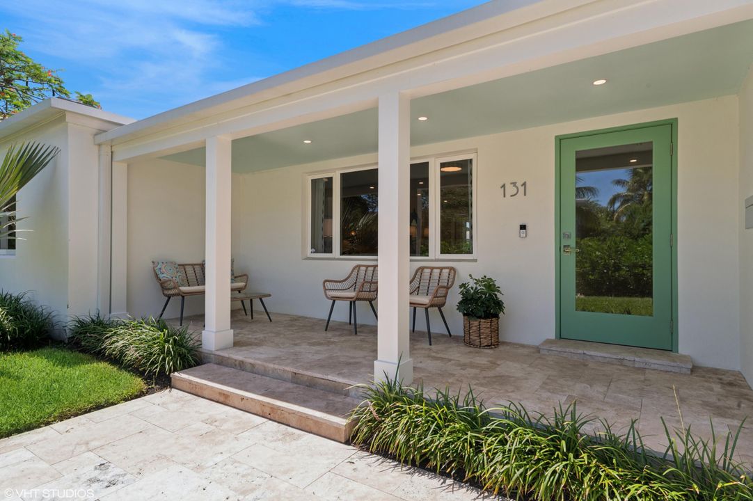 En Venta: $1,375,000 (4 camas, 2 baños, 1844 Pies cuadrados)