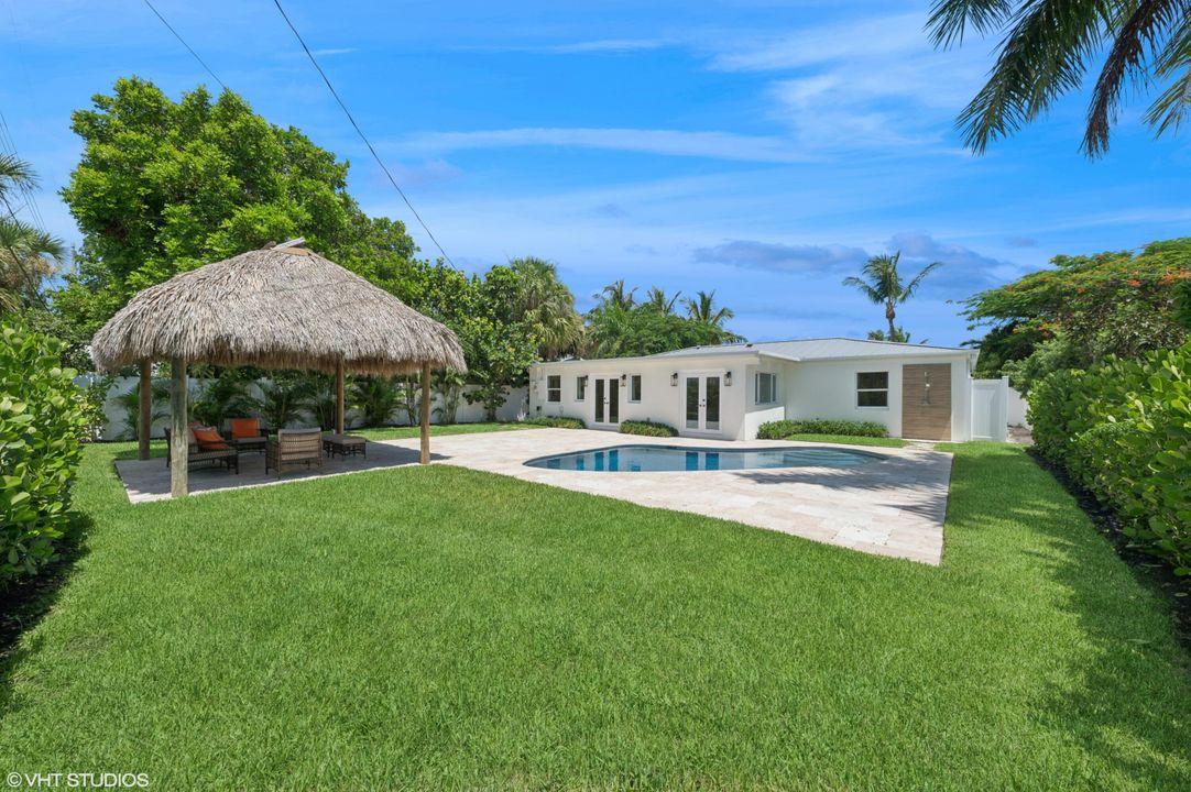 En Venta: $1,375,000 (4 camas, 2 baños, 1844 Pies cuadrados)