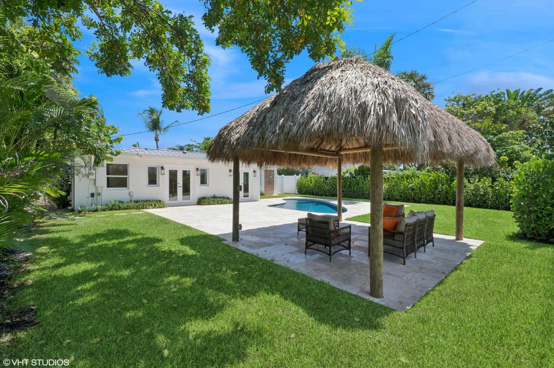 En Venta: $1,375,000 (4 camas, 2 baños, 1844 Pies cuadrados)