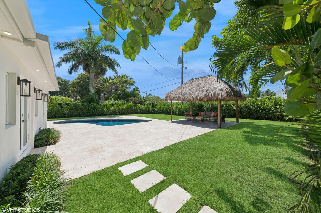 En Venta: $1,375,000 (4 camas, 2 baños, 1844 Pies cuadrados)