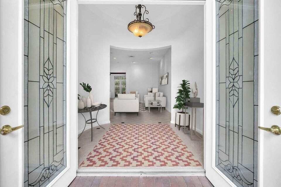 Под контрактом: $6,000 (2 спален, 2 ванн, 2364 Квадратных фут)