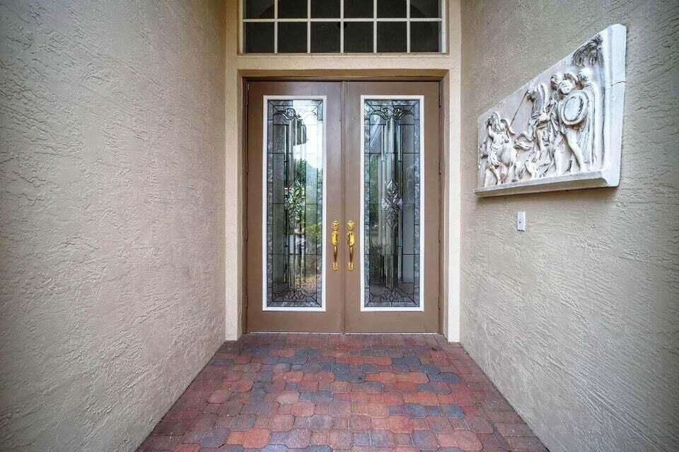 Под контрактом: $6,000 (2 спален, 2 ванн, 2364 Квадратных фут)