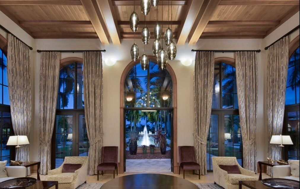 Под контрактом: $6,000 (2 спален, 2 ванн, 2364 Квадратных фут)