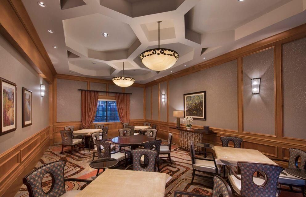 Под контрактом: $6,000 (2 спален, 2 ванн, 2364 Квадратных фут)